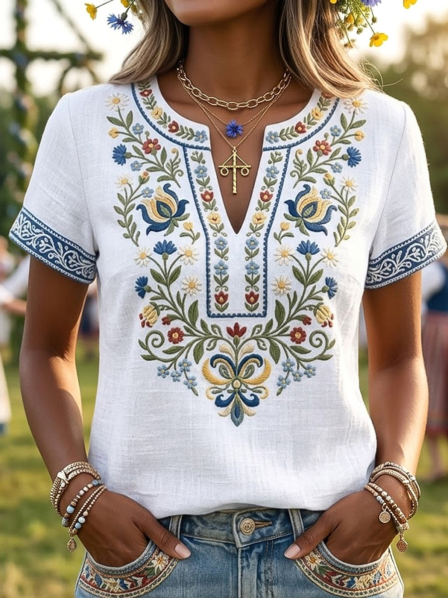 Dámské vintage švédské midsummer květinové umění vneck tshirt